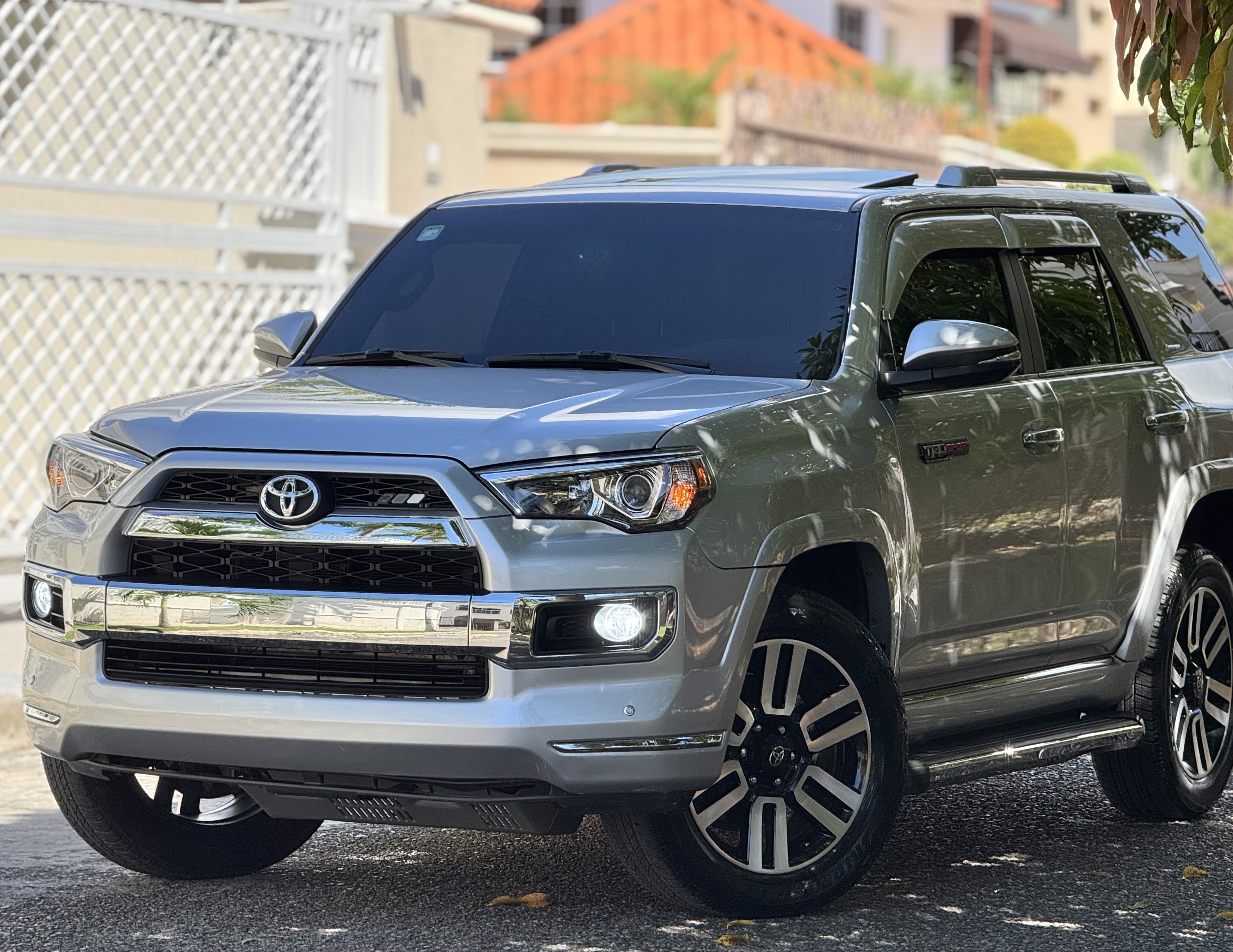 jeepetas y camionetas - Toyota 4runner Limited 4x4 3 filas 2019 4