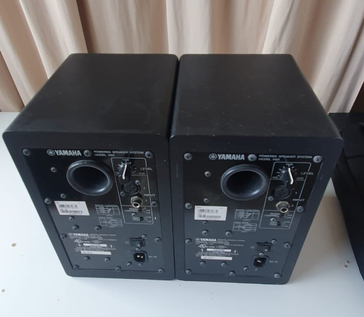 camaras y audio - Vendo monitores Yamaha HS5 (el par) 2