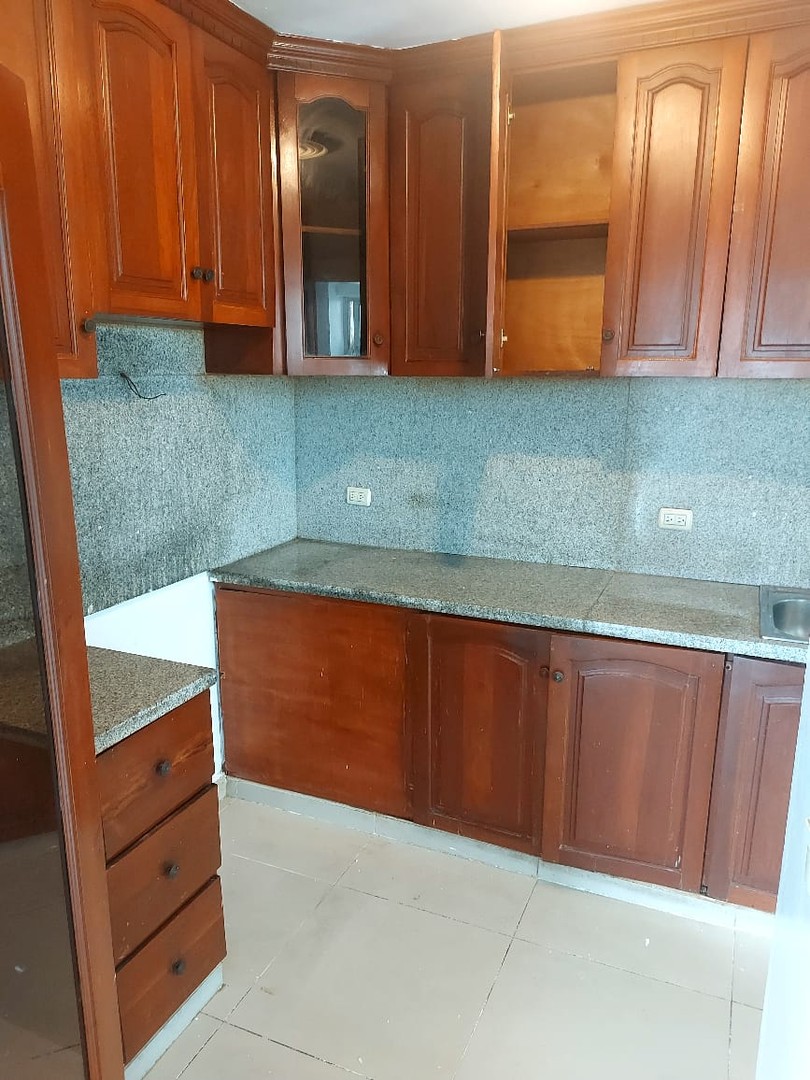 apartamentos - Apartamento en venta, Bella vista, con ascensor, grande (A.Nuevo)  2