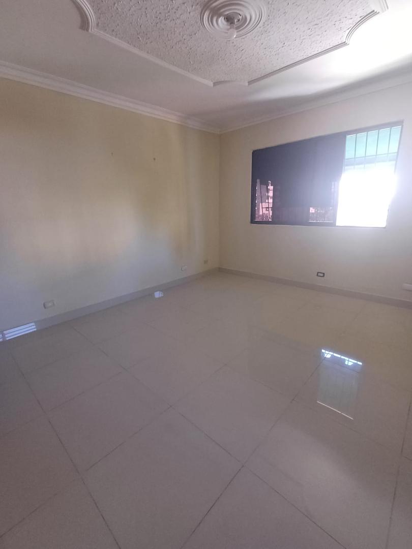 apartamentos - Vendo 4to piso sin Ascensor Av. Enriquillo Cacicazgo Jul 4