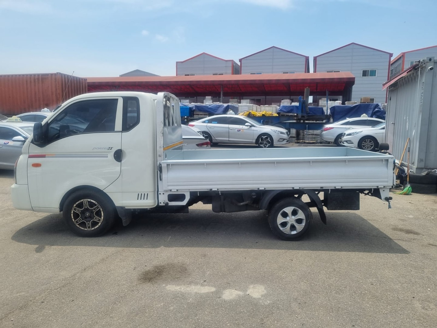 jeepetas y camionetas - HYUNDAI PORTER BLANCO 2017DESDE: RD$ 870,100.00 1