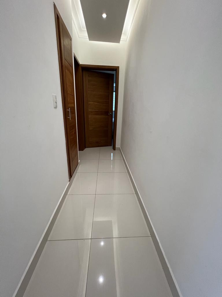 apartamentos - Hermoso apto a estrenar en Evaristo Morales amueblado  2