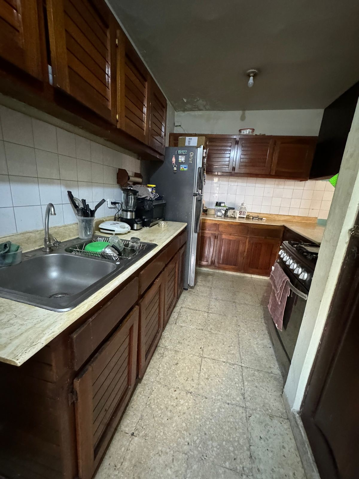 apartamentos - Vendo Evaristo primer nivel dos hab dos baños parq 8