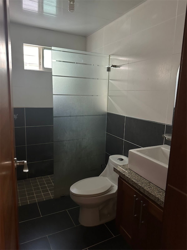 apartamentos - Alquilo en Gurabo 4 planta  5