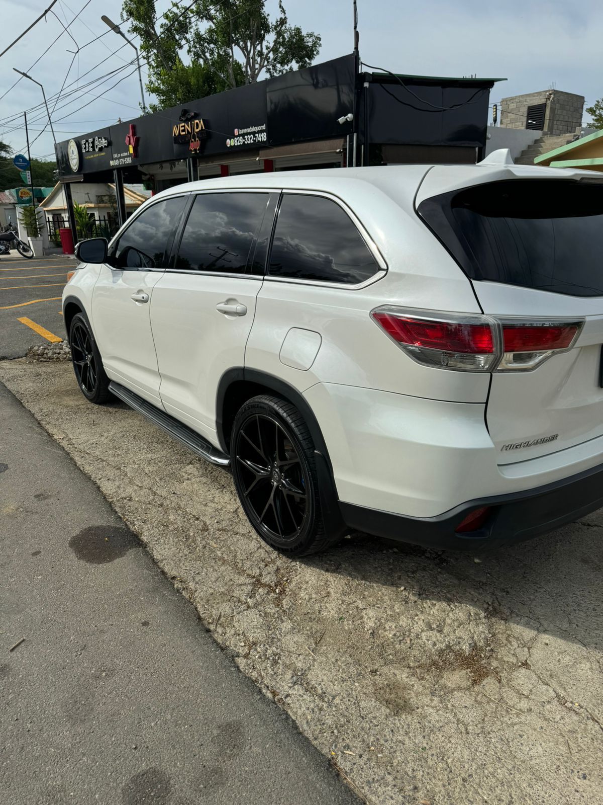 jeepetas y camionetas - Toyota higlander xle 2015 2