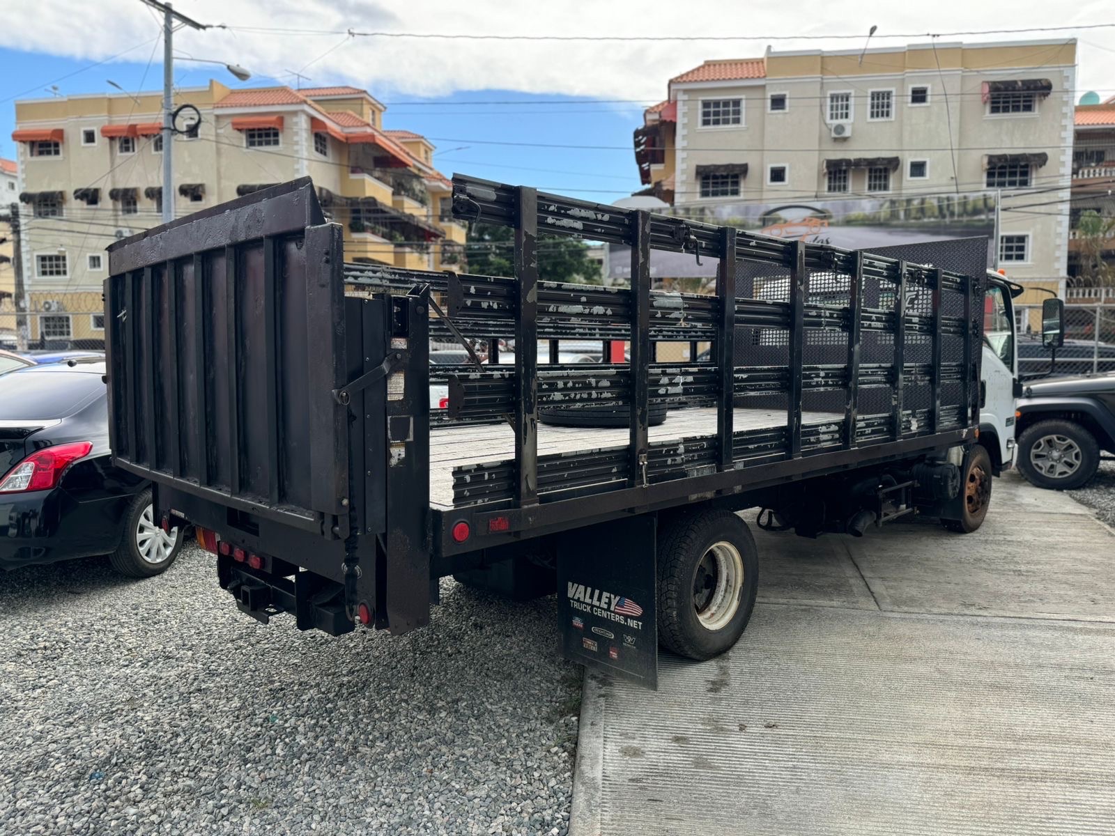 camiones y vehiculos pesados - ISUZU NPR 2012 
INICIAL 500,000 4