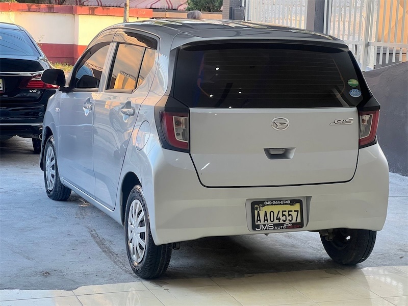 carros - DAIHATSU MIRA AÑO 2018 3