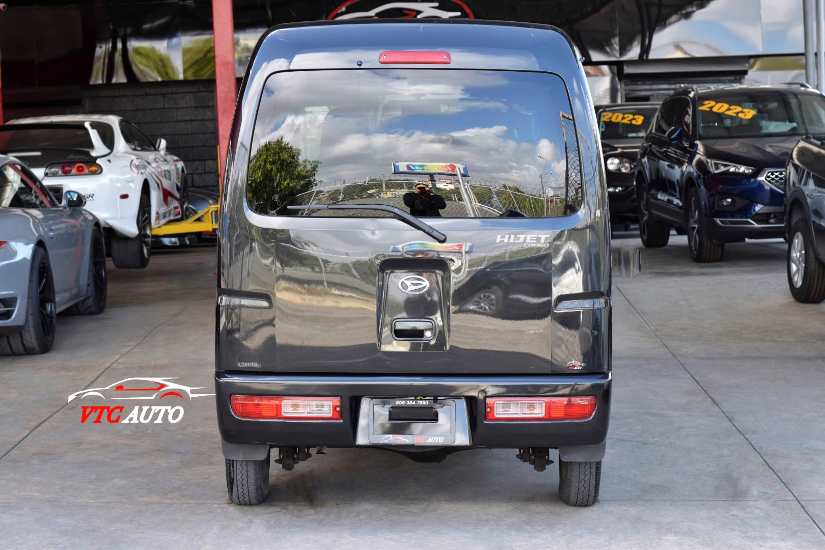 jeepetas y camionetas - Daihatsu Hijet 2016, Usada en excelente condición 3