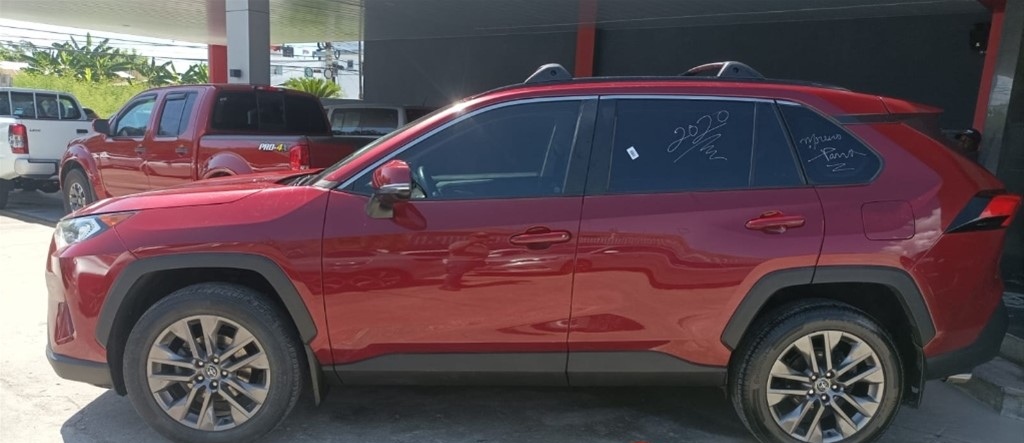 jeepetas y camionetas - 2020 Toyota Rav4 XLE Premium 4x4  5