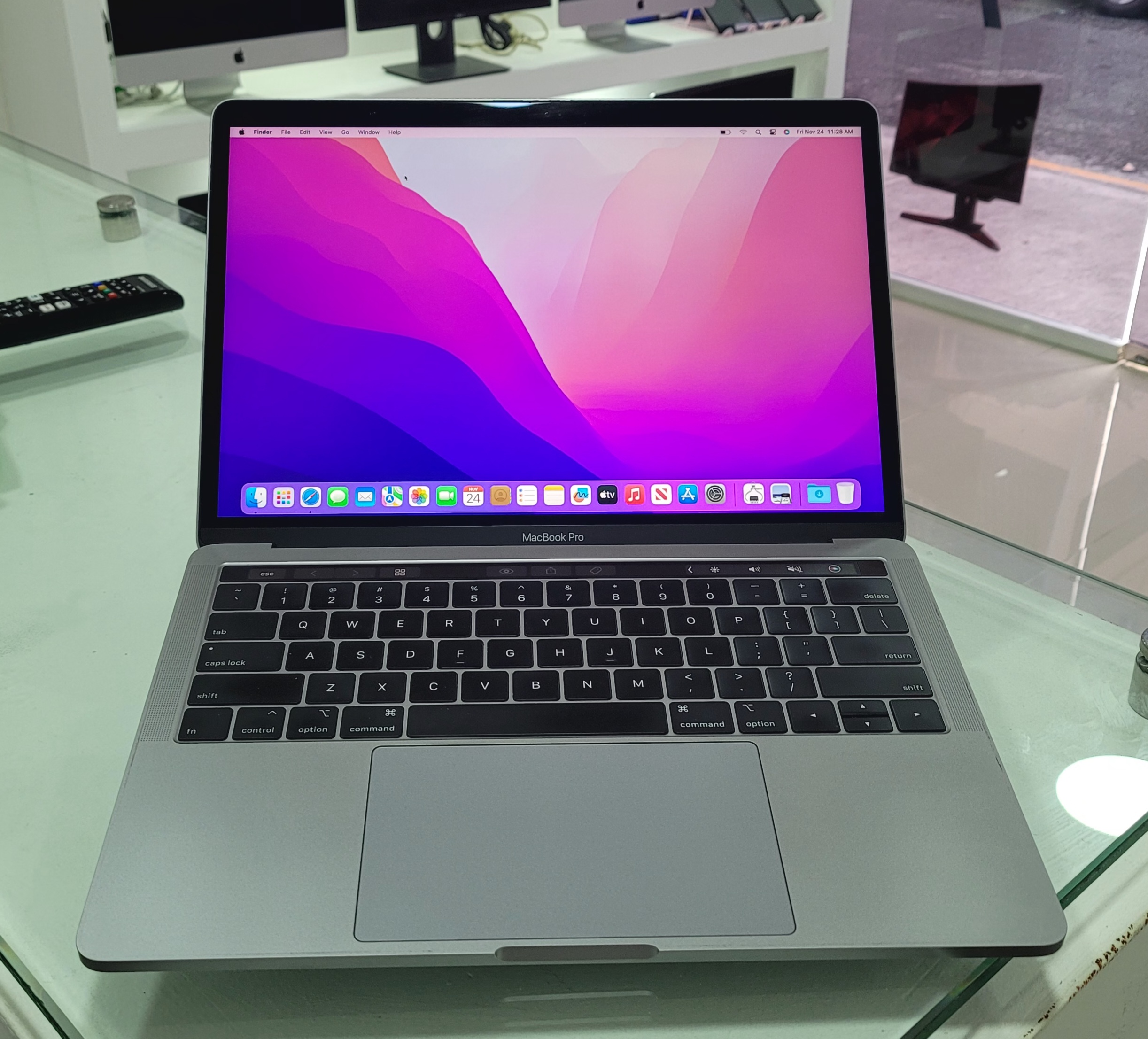 computadoras y laptops - Macbook pro Retina 13.3 Pulg Core i7 Ram 32gb ddr4 Disco 512gb SSD año 2020