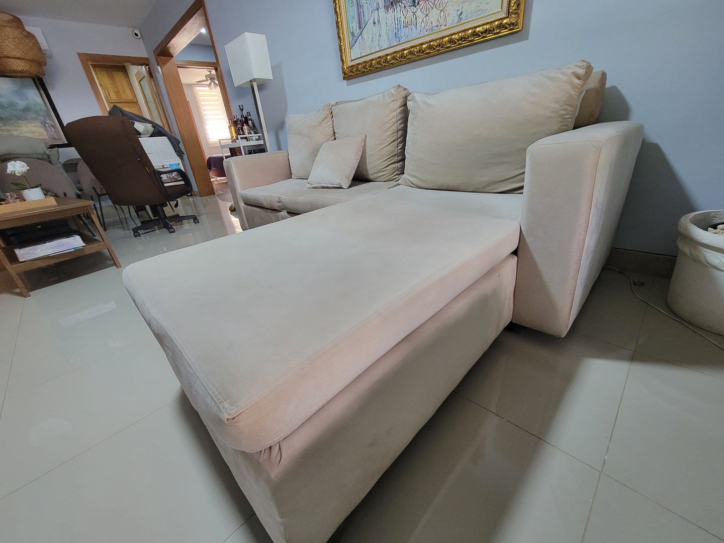 muebles y colchones - Mueble en L de tres plazas, usado en buenas condiciones, color crema.
 5