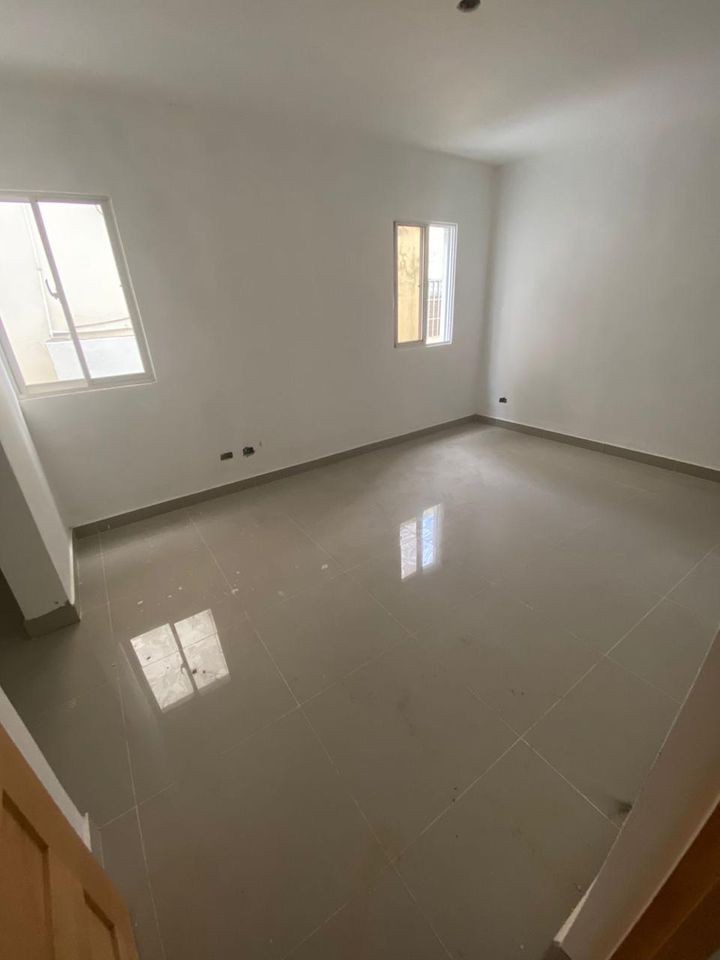 casas - Casa  en Vista Hermosa, Santo Domingo Este a la Venta 5