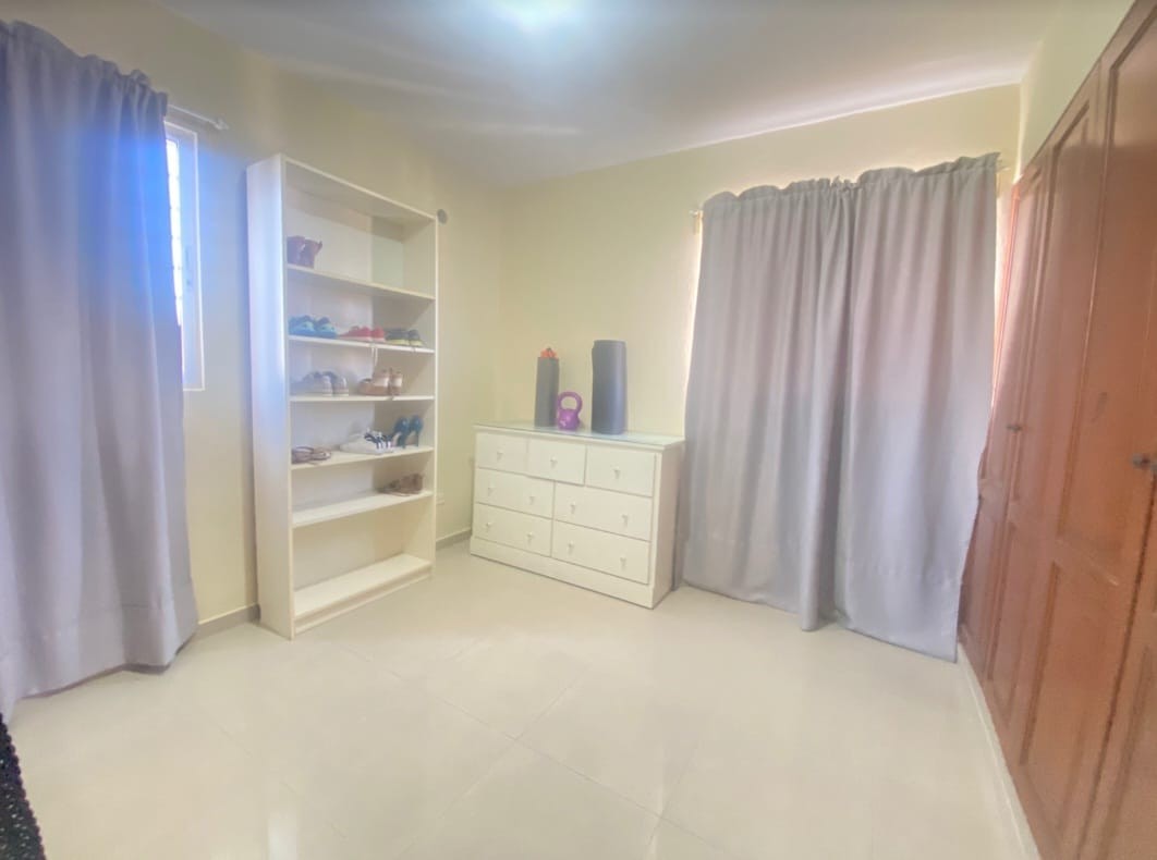 apartamentos - SE VENDE -Apartamento en venta en el QUISQUEYA -4 Piso-123 Mt2 1