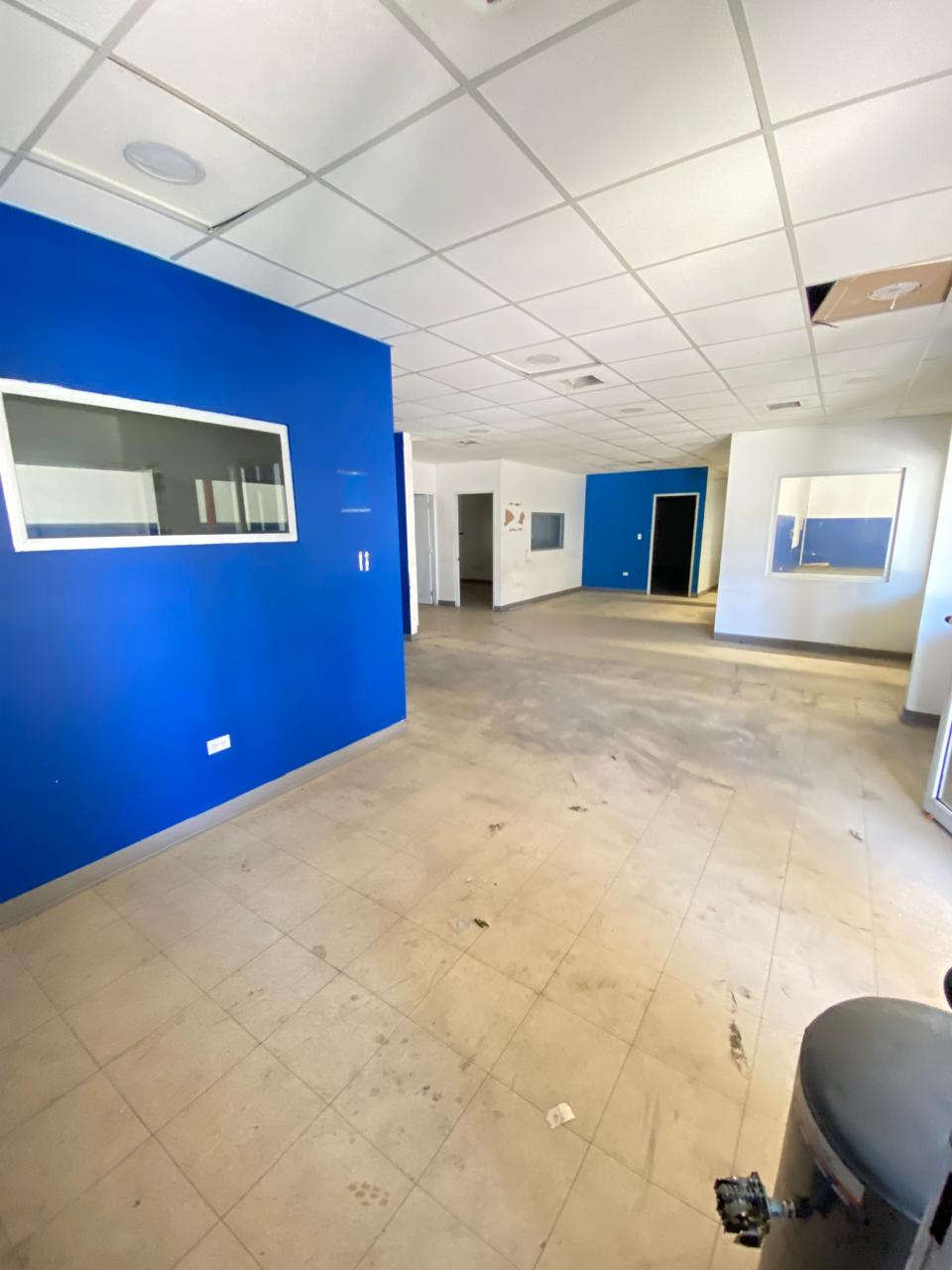 oficinas y locales comerciales - Nave en la Autopista Duarte, Distrito Nacional  2