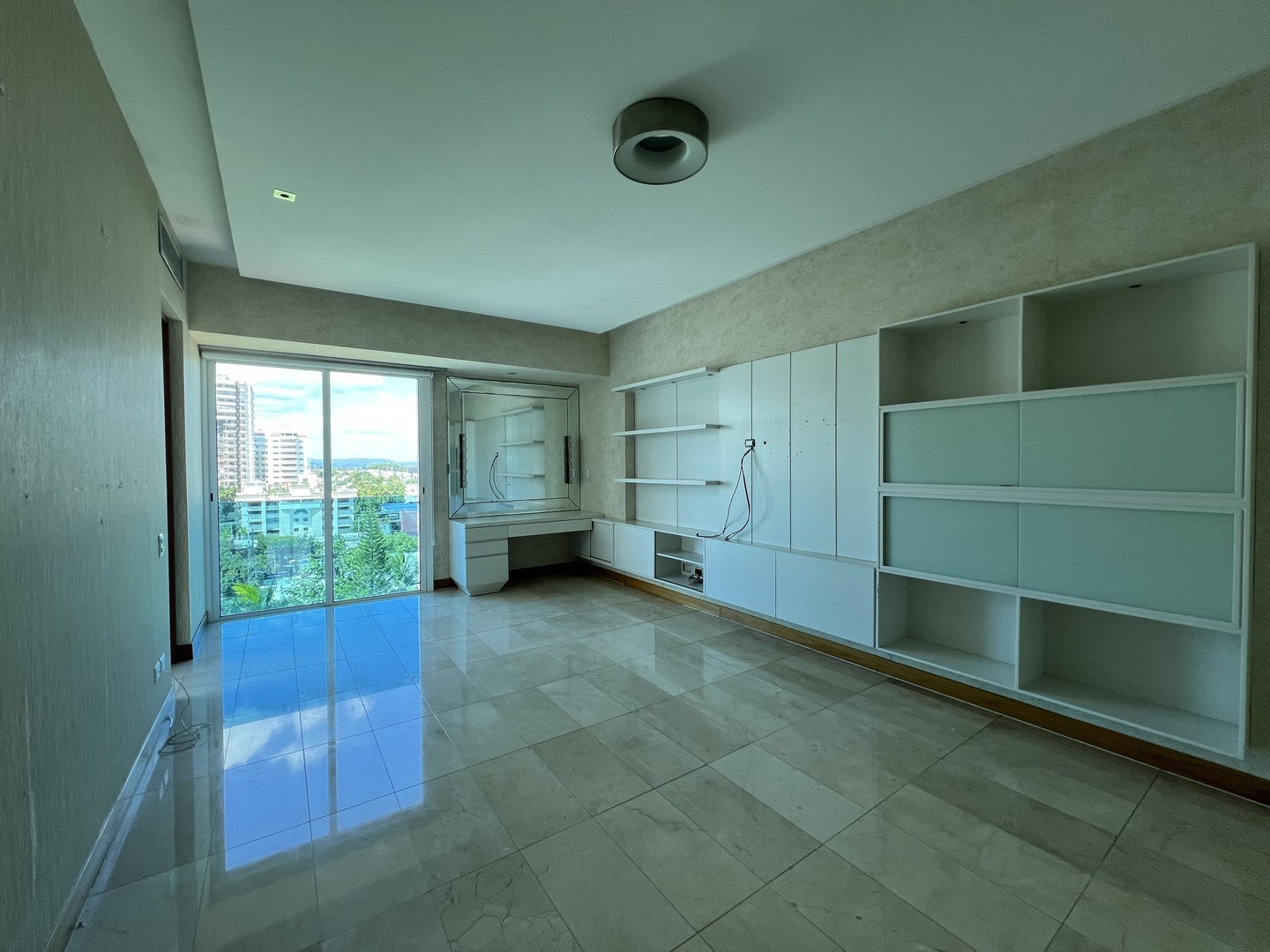 apartamentos - Piantini piso alto 3 habitaciones 3.5 banos estudio amplio balcon 5