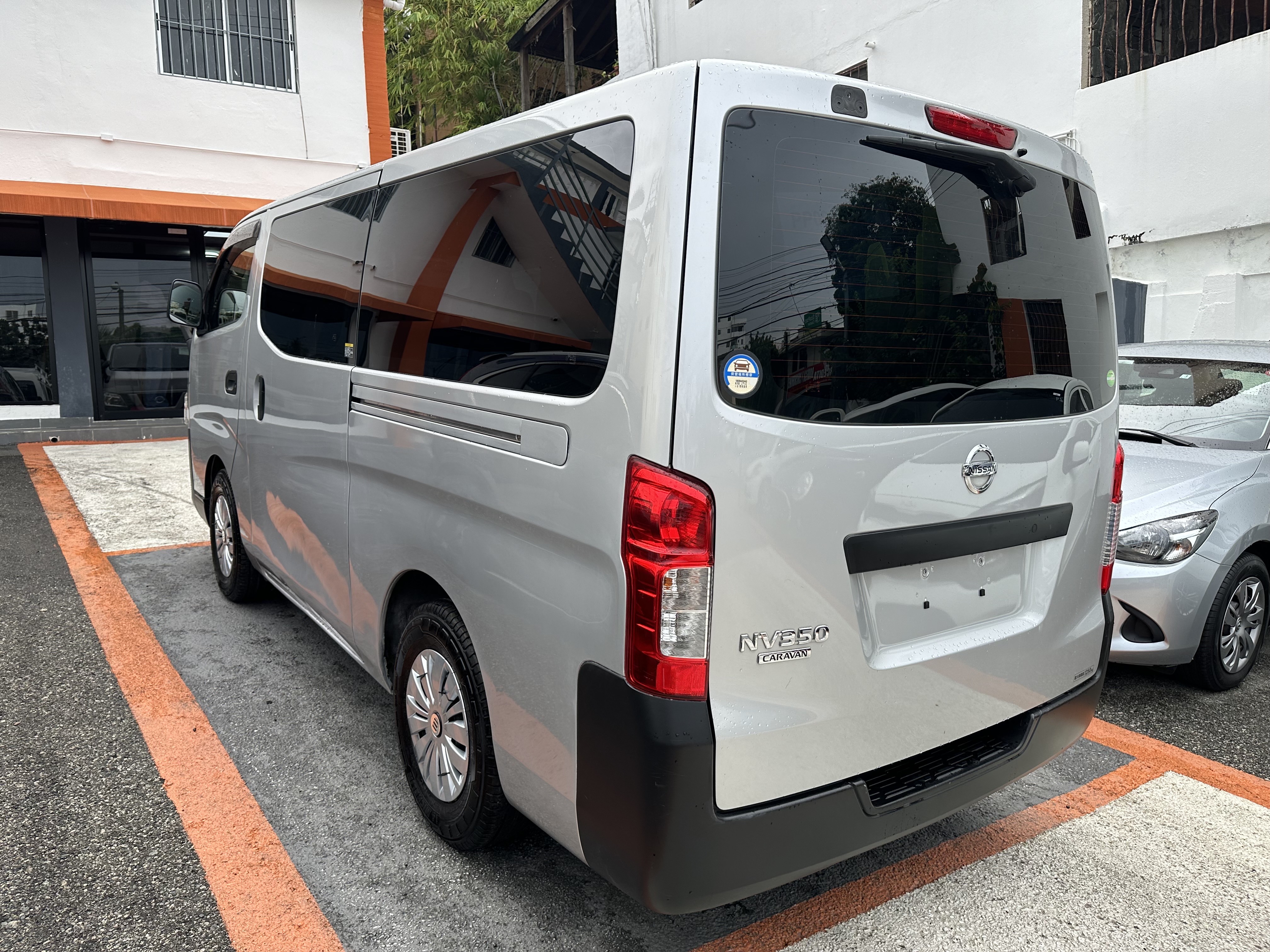 jeepetas y camionetas - Nissan NV350 2019 4