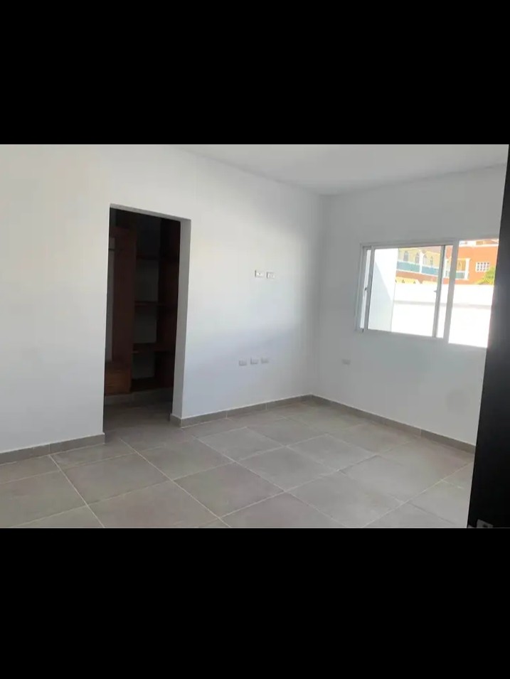 casas -  villa con piscina en Residencial El Ejecutivo Bávaro  8