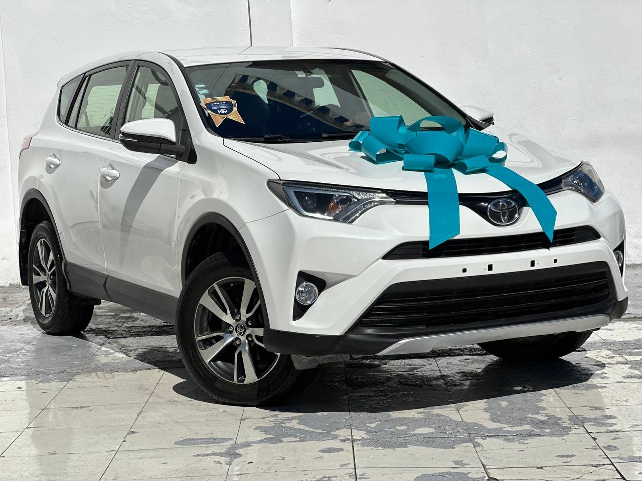 jeepetas y camionetas - TOYOTA RAV4 LE 2019DE LA CASA54mil KM 0