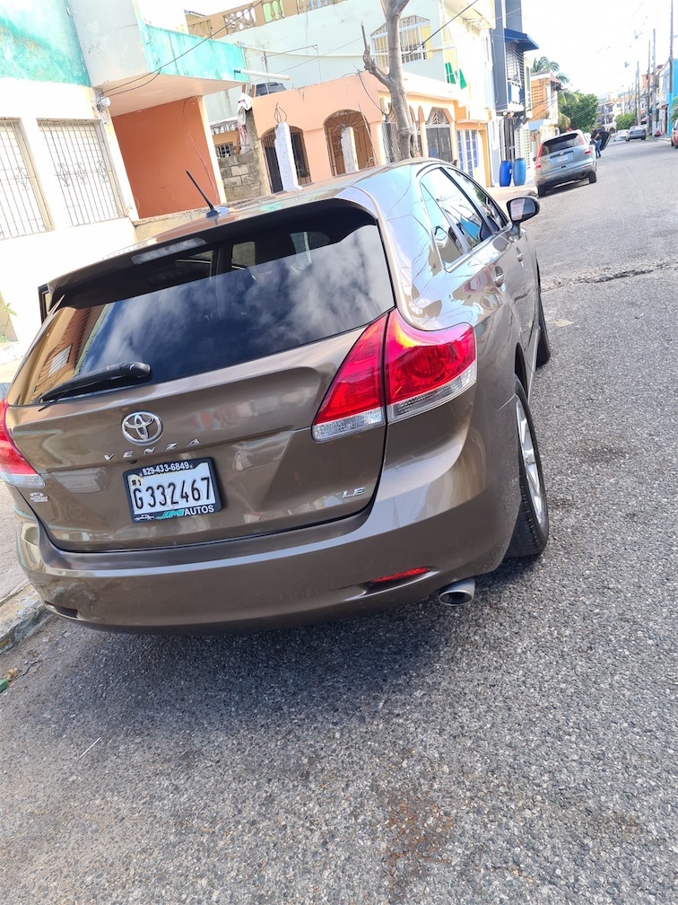 jeepetas y camionetas - Toyota Venza XLE 2012 5