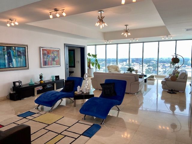 penthouses - Penthouse en venta en Serralles Torre Residencial 1