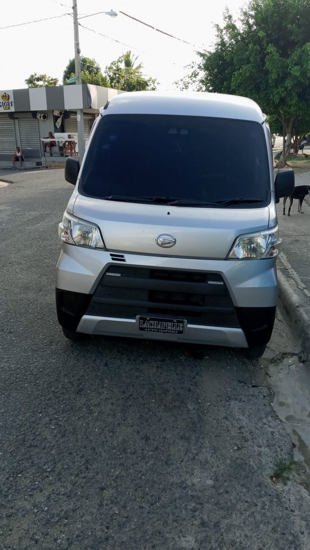 otros vehiculos - Daihatsu hijet la más full 2019