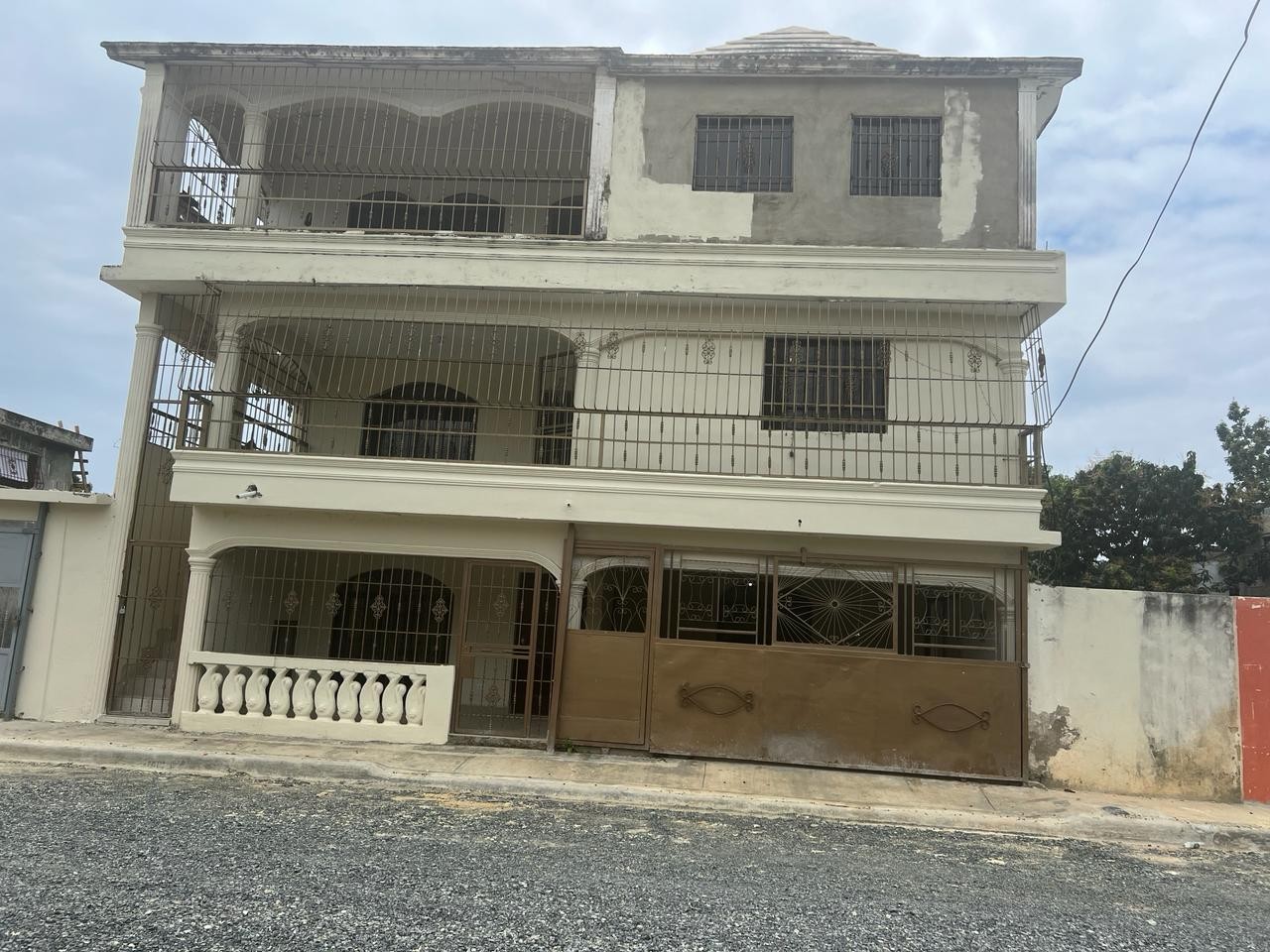 solares y terrenos - Edificio en Venta Los Frailes 0