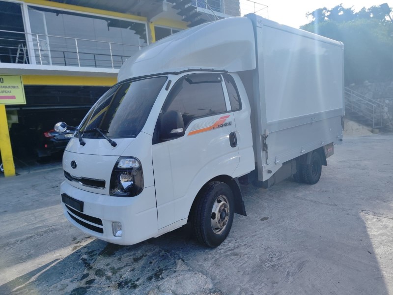 camiones y vehiculos pesados - Kia bongo 3 2018 3