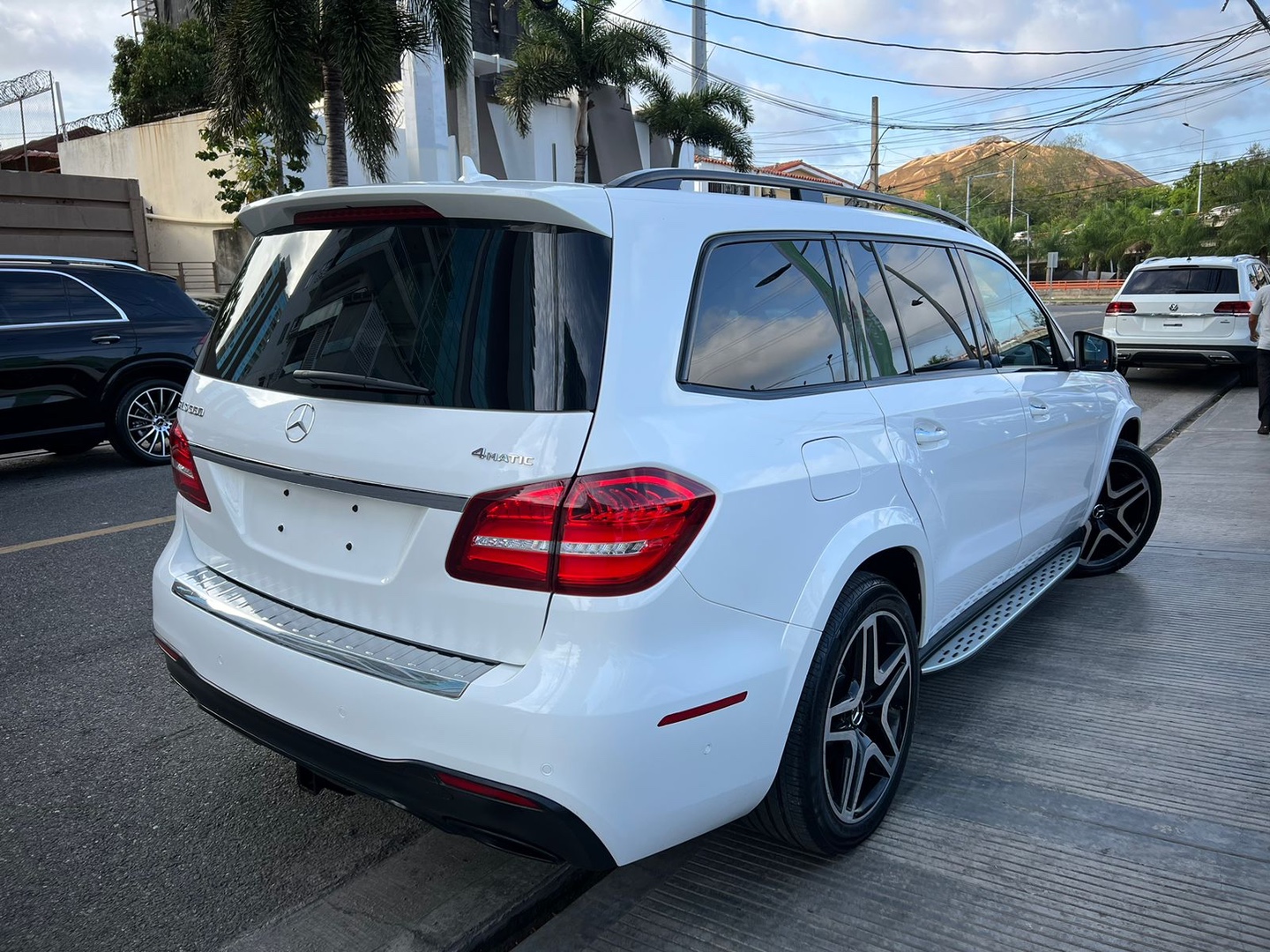 jeepetas y camionetas - Mercedes Benz GLS 550 4Matic 2017 1