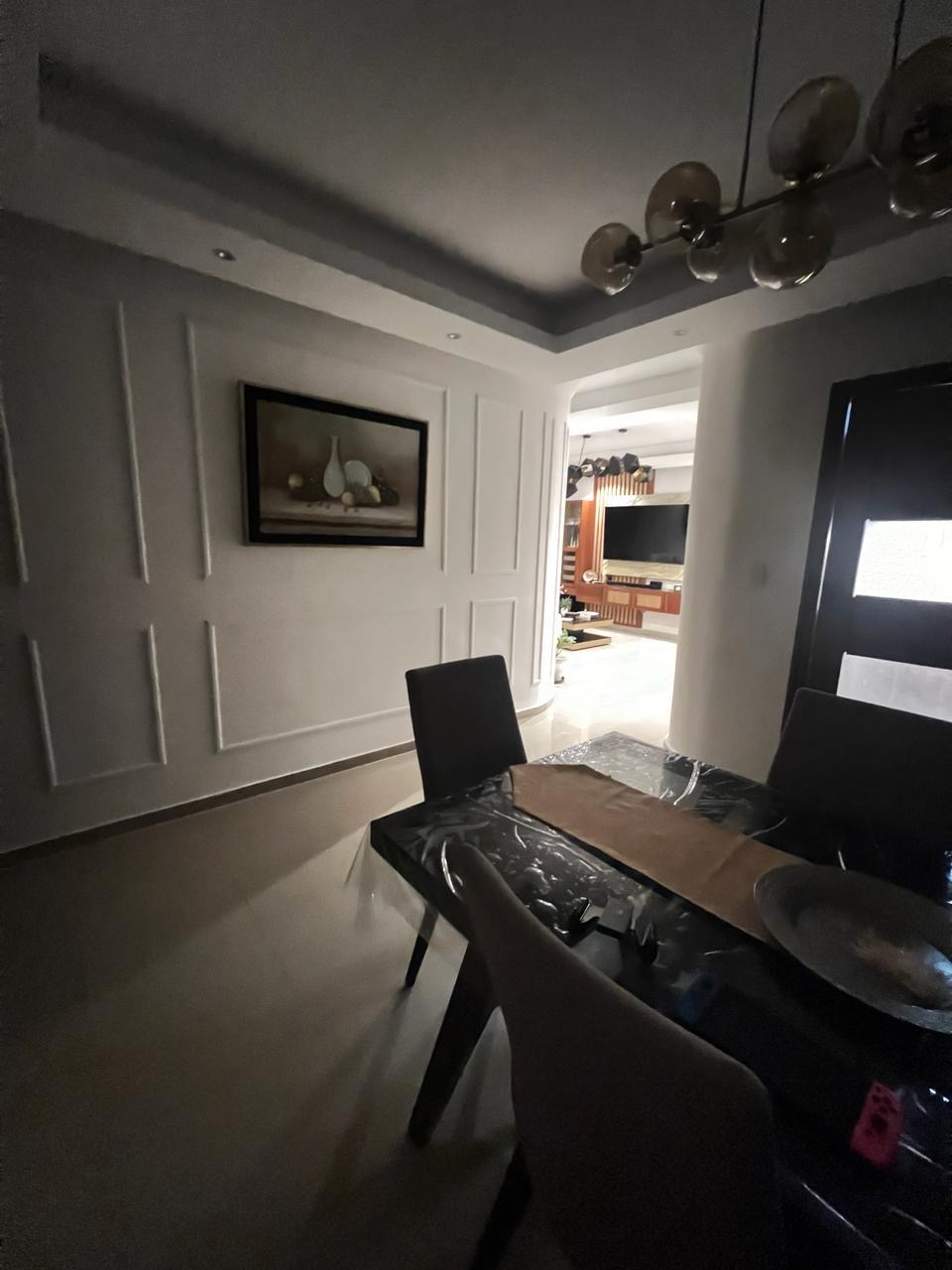 apartamentos - Vendo en el millón piso 4 tres hab 2.5 baños dos p 4