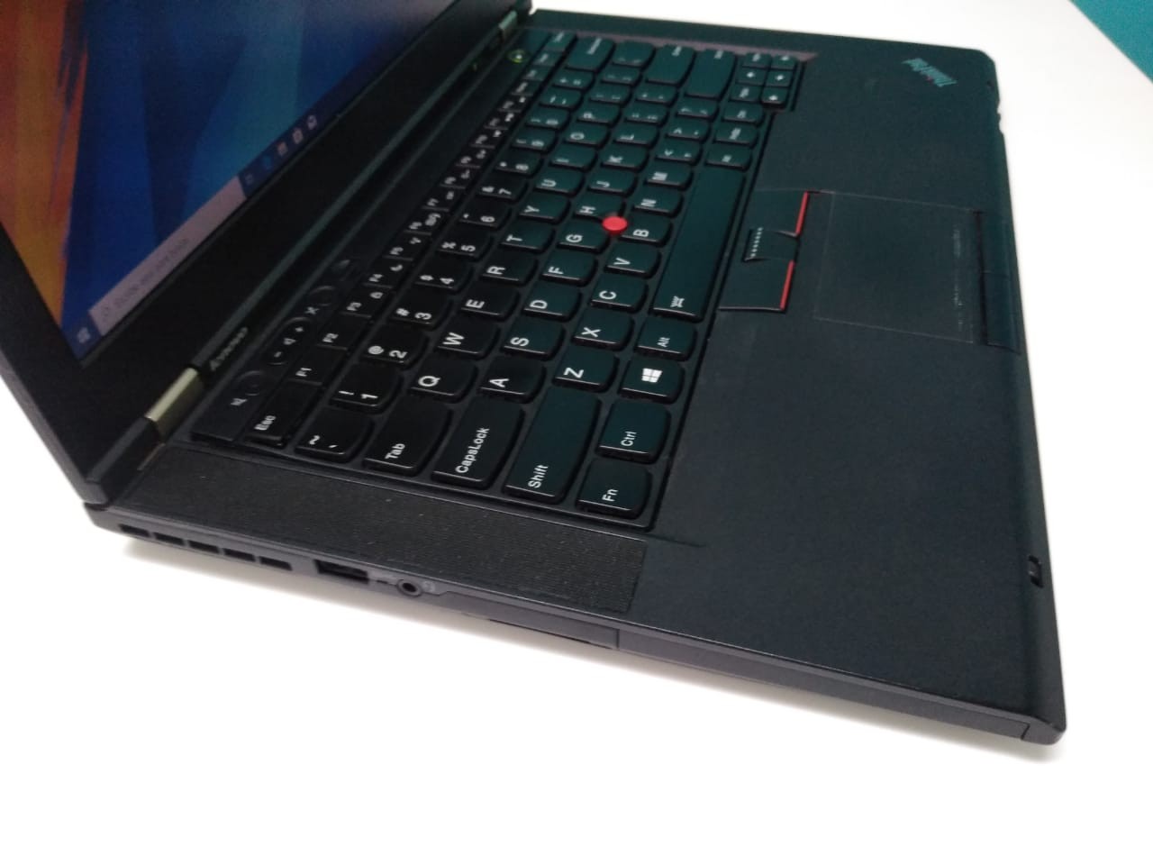 computadoras y laptops - Laptop LENOVO ThinkPad T430s Core i5 VGA 250GB4GB RAM 3era Generacion 14 Pulgad 3