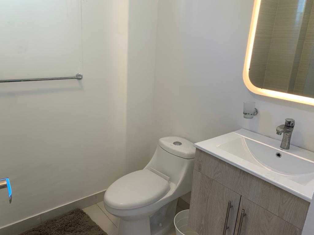 apartamentos - Apartamento en Venta Amueblado en Evaristo Morales 8