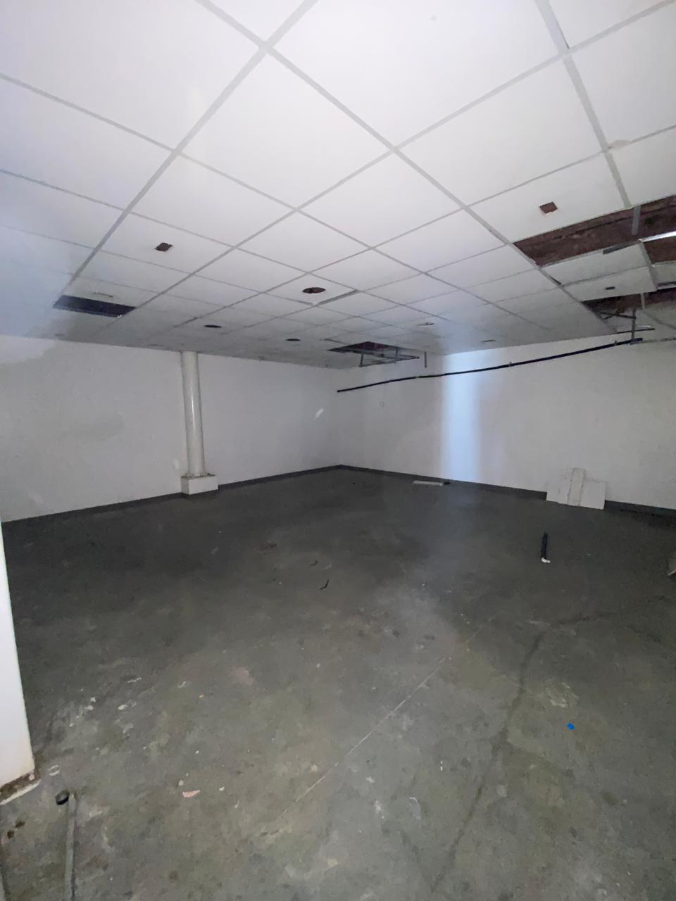 oficinas y locales comerciales - Nave en la Autopista Duarte, Distrito Nacional  4
