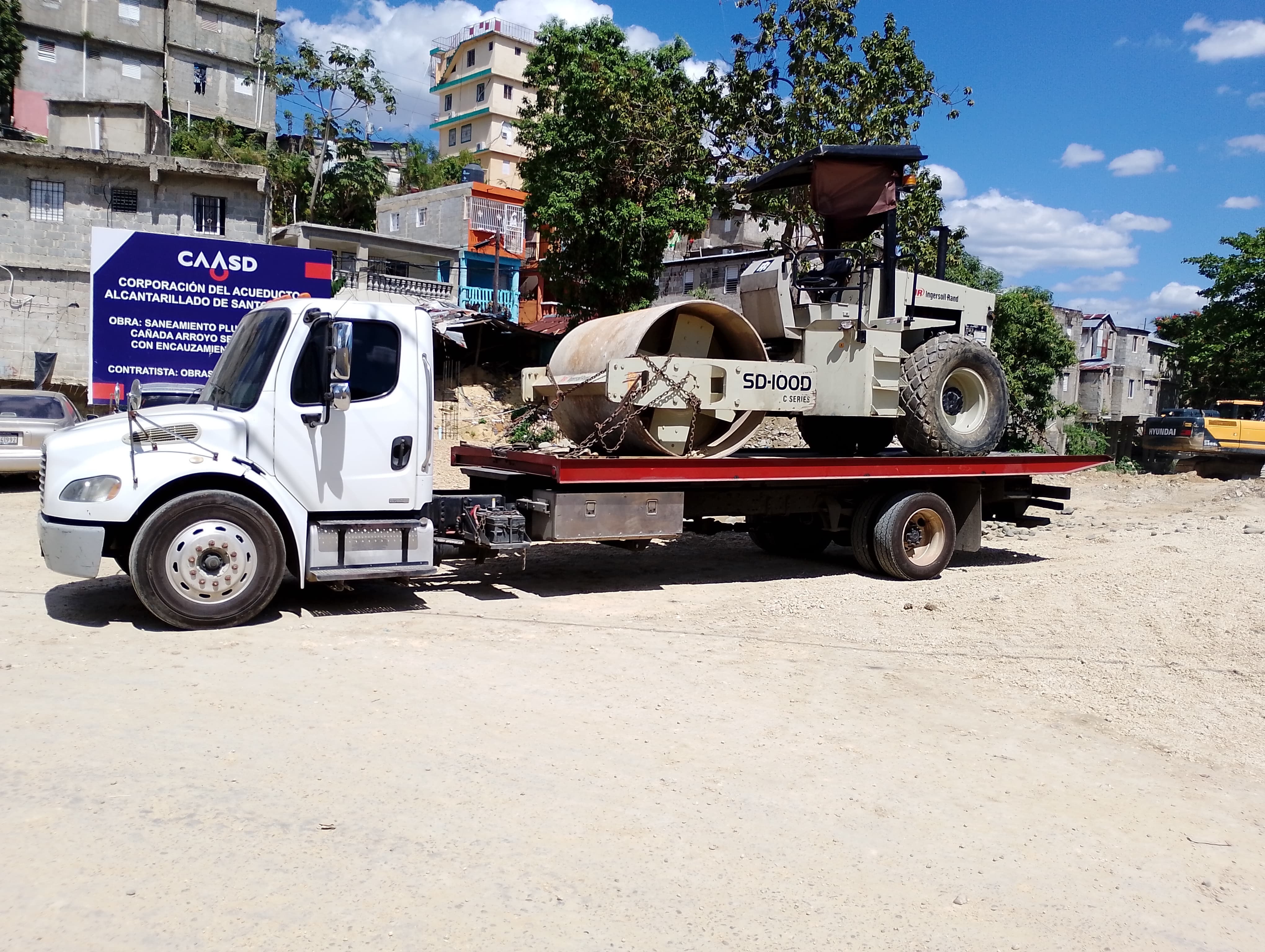 camiones y vehiculos pesados - Grúa Freightliner NEGOCIABLE 