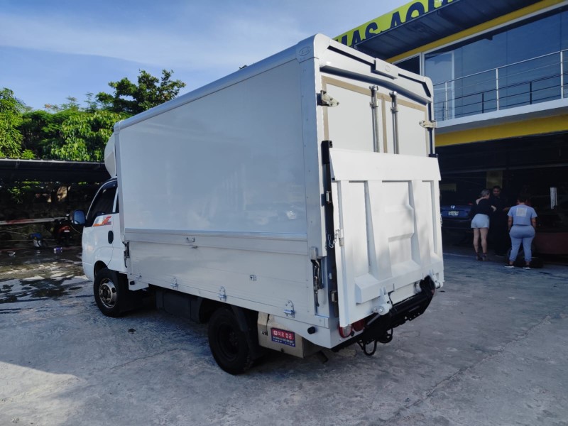 camiones y vehiculos pesados - Kia bongo 3 2018 5