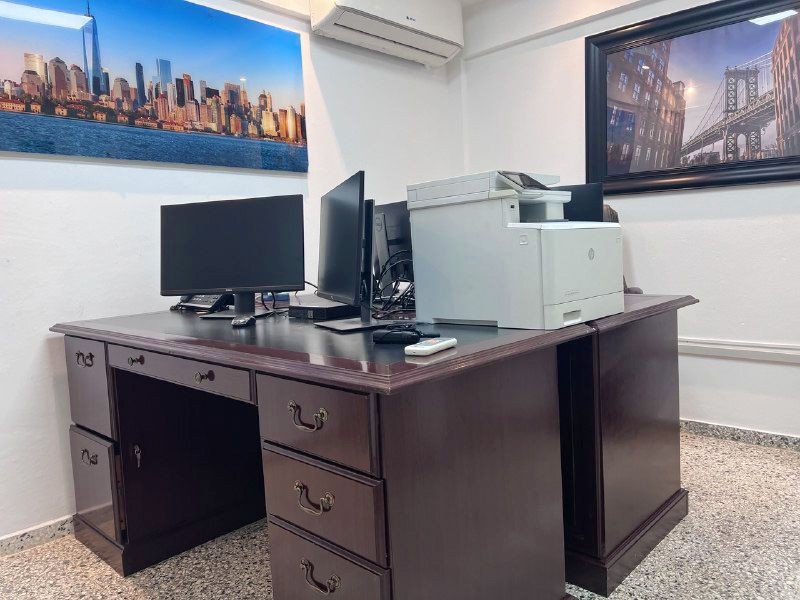 oficinas y locales comerciales - Piantini oficina amueblada 160m2 2do piso 7