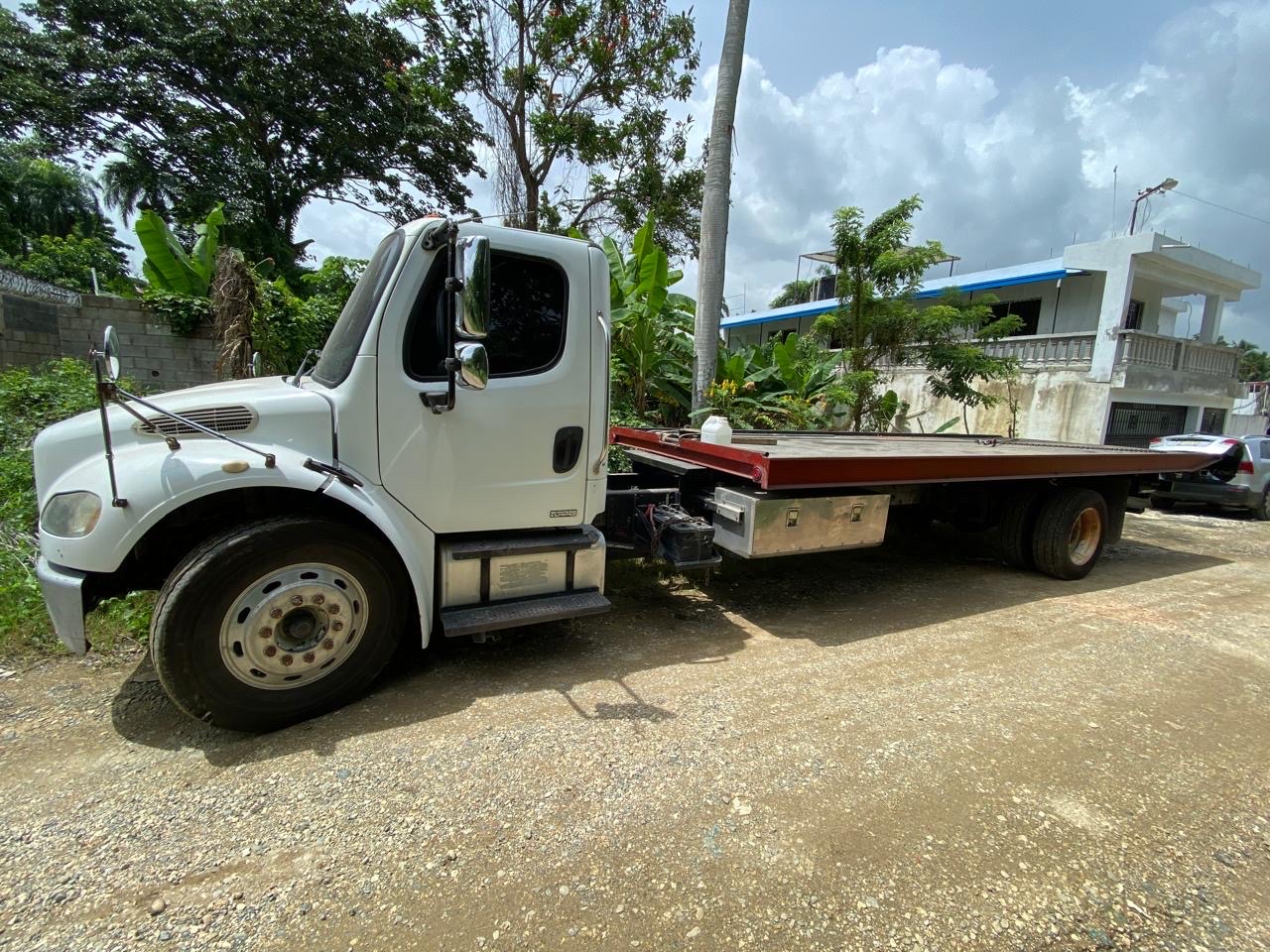 camiones y vehiculos pesados - Grúa Freightliner NEGOCIABLE  2