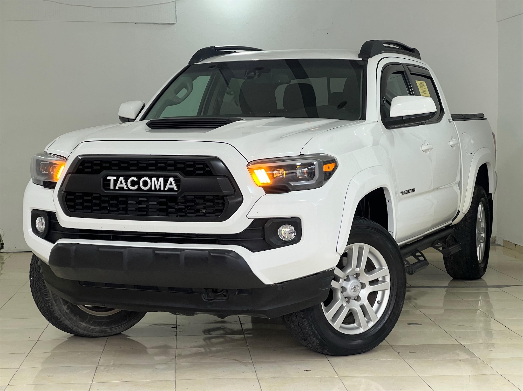 jeepetas y camionetas - TOYOTA TACOMA SR5 4X4 AÑO 2020 RECIEN IMPORTADA