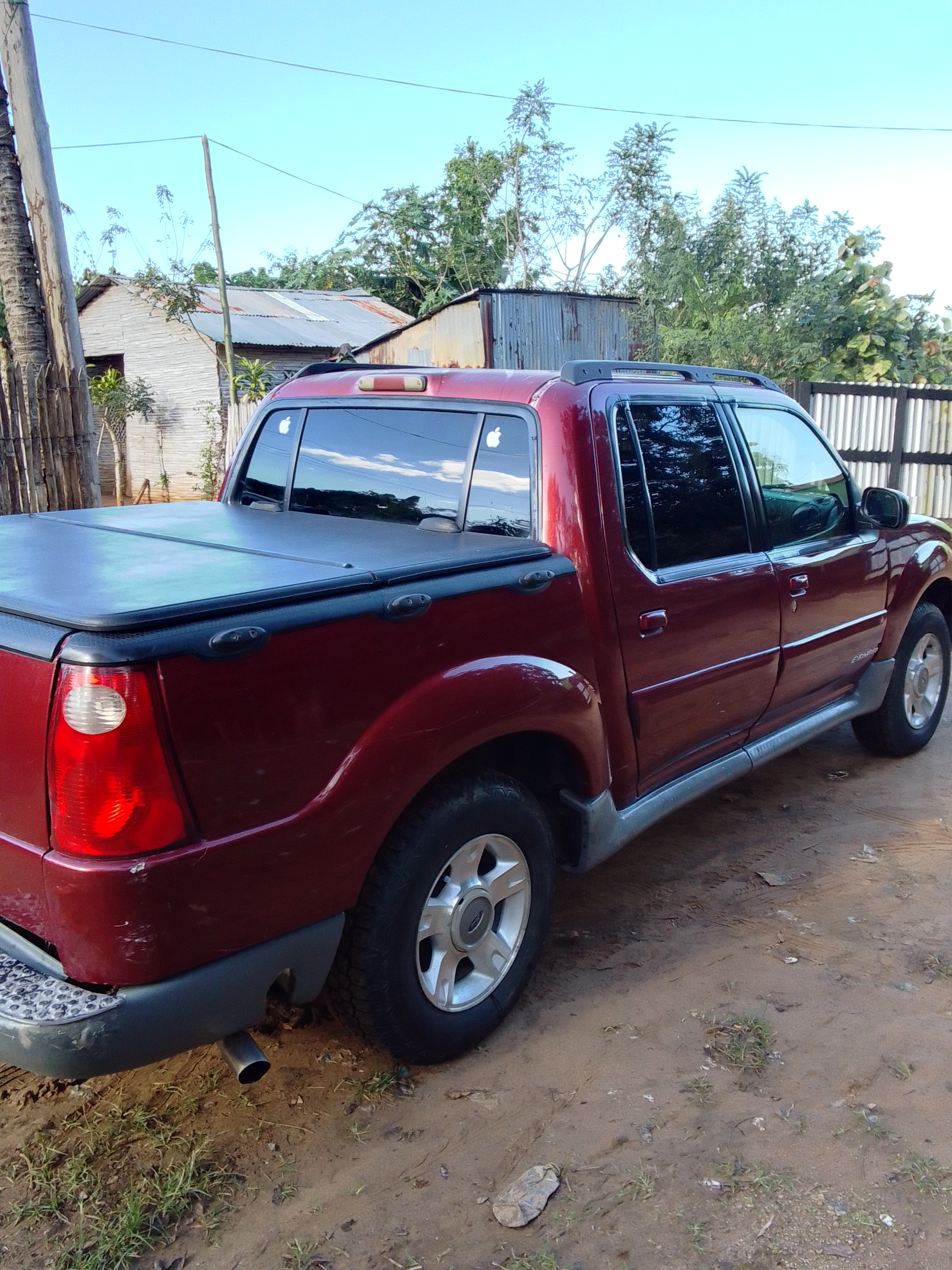 jeepetas y camionetas - Camioneta Ford Explorer SPORT track 