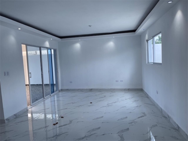 casas - Venta de hermosa casa en la autopista de san Isidro prado oriental 4