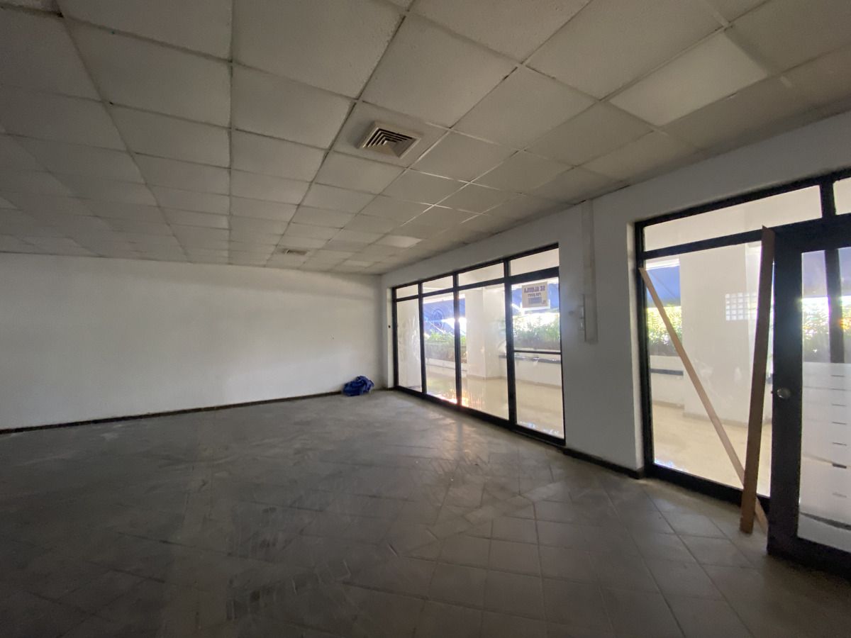 oficinas y locales comerciales - Alquilo Local  75 mts 2do piso  en Naco   2