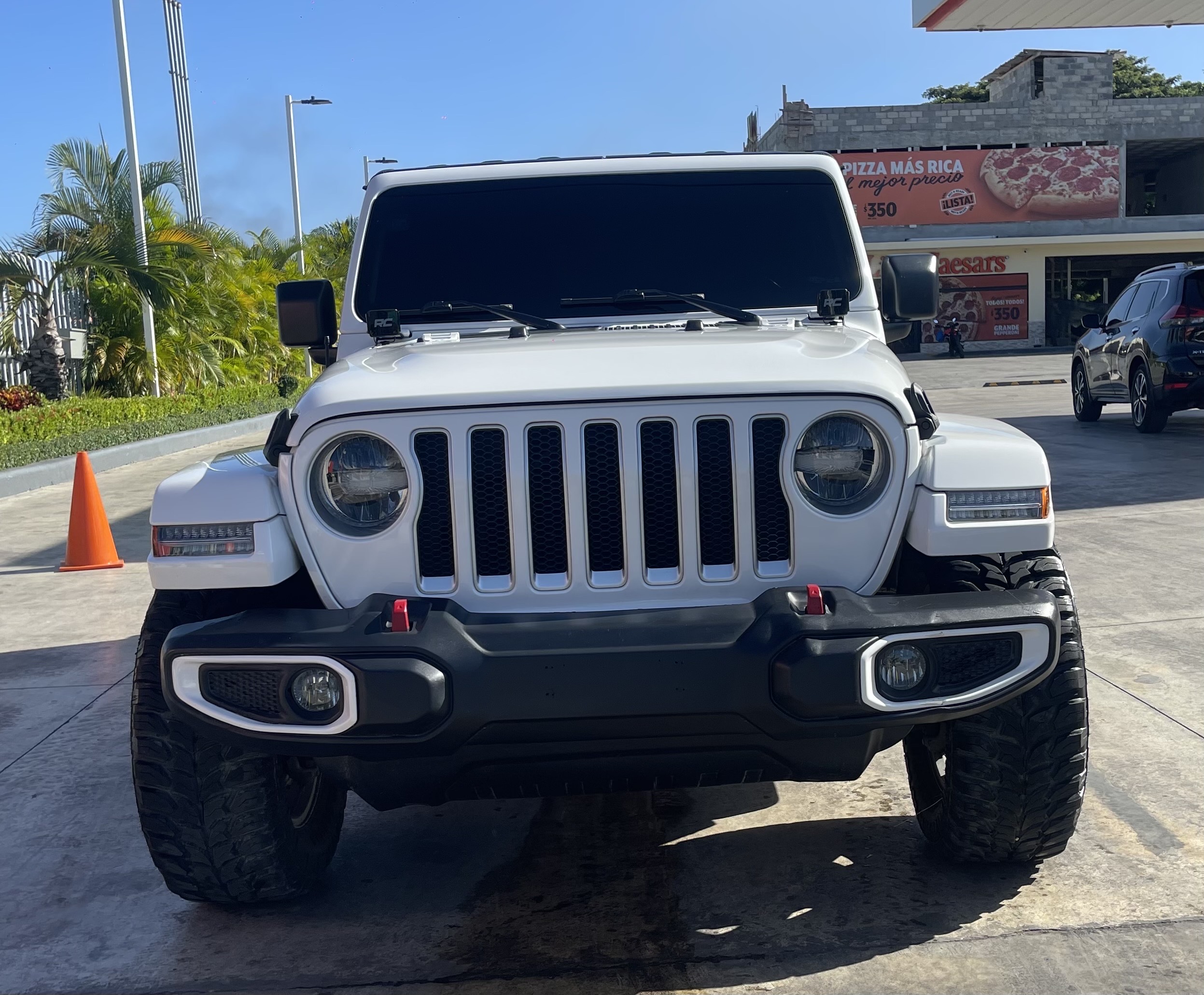 jeepetas y camionetas - 2020 Jeep Wrangler Unlimited Sahara 2