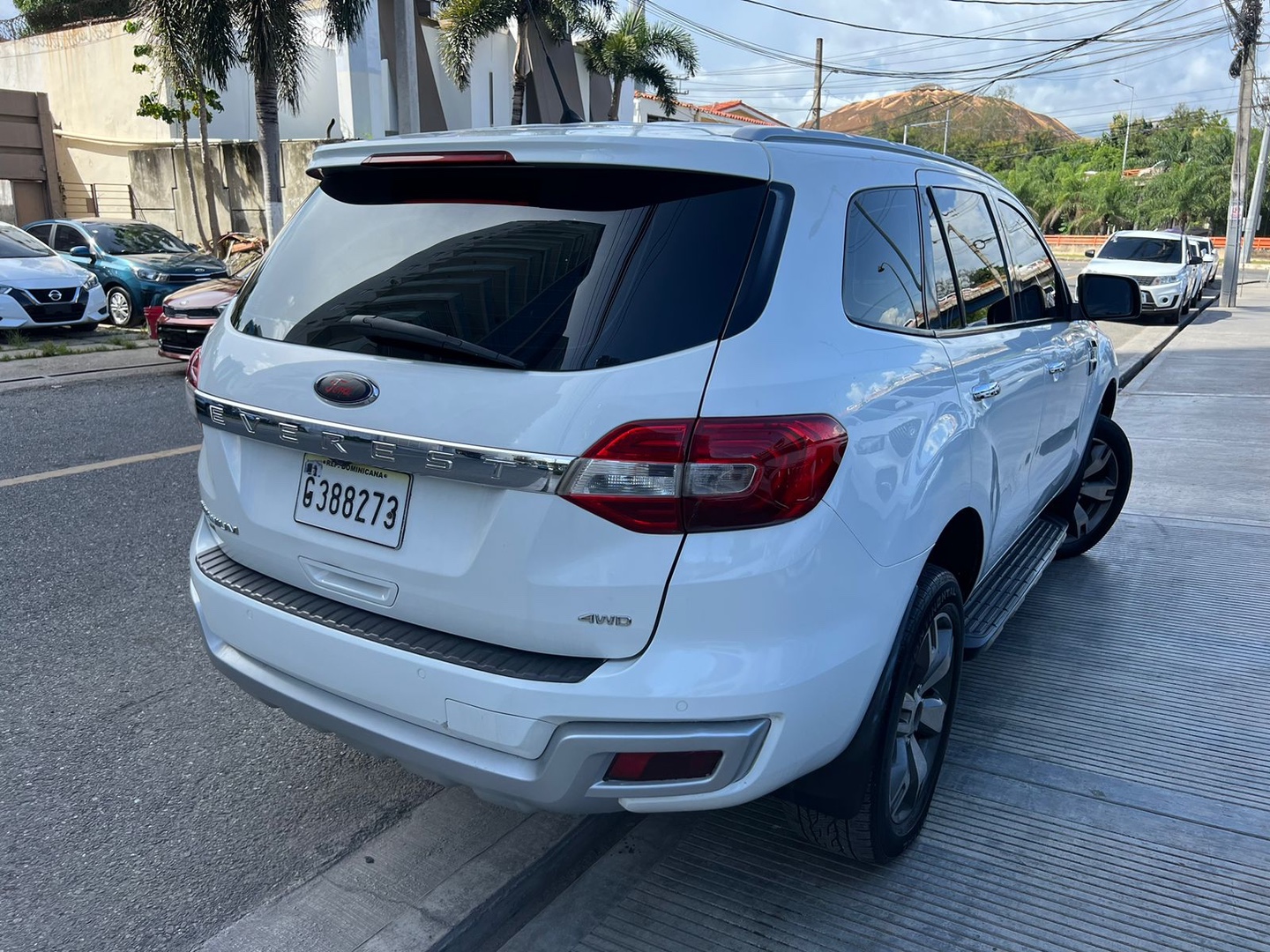 jeepetas y camionetas - FORD EVEREST 2016 TITANIUM BLANCO 1