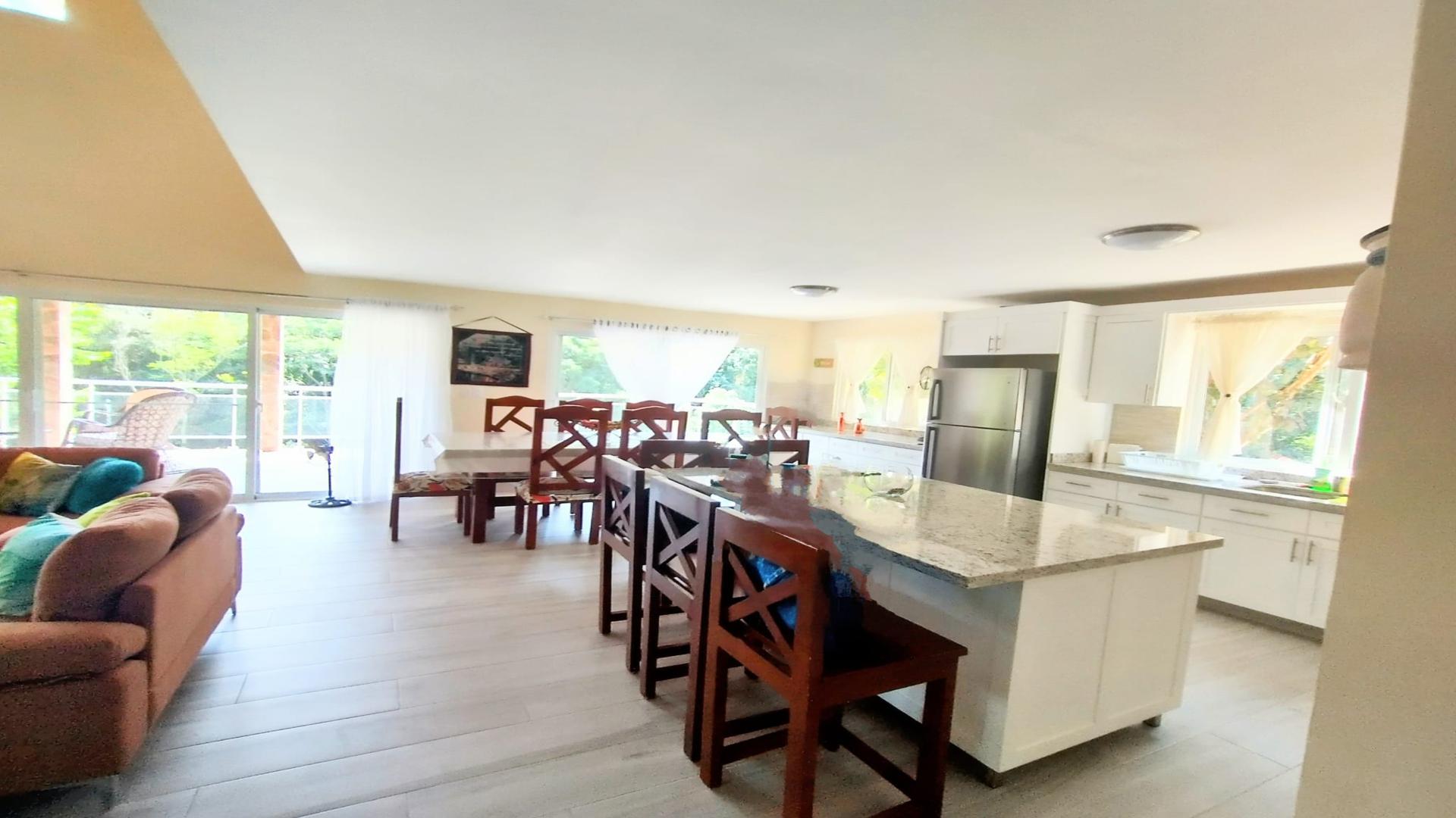 casas vacacionales y villas - Espectacular Villa en Venta en Jarabacoa. 8