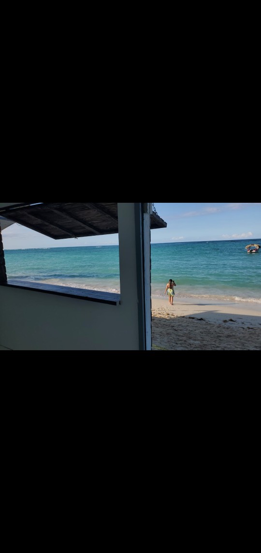 oficinas y locales comerciales - Hermoso Local Playa Cortesito Bavaro