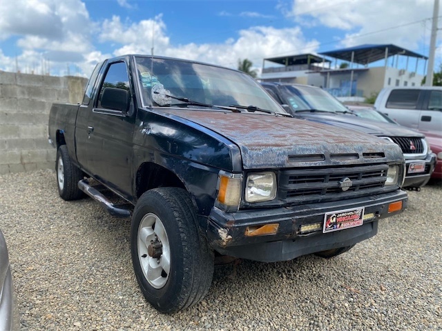 jeepetas y camionetas - Nissan 1990 4x4