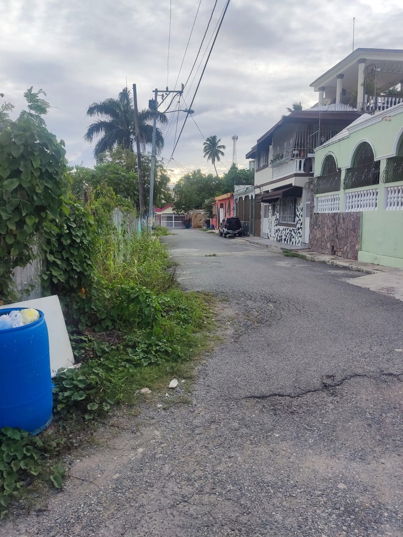 solares y terrenos - SOLAR EN VENTA EN SANTO NORTE "ZONA COMPLETAMENTE URBANIZADA" 7