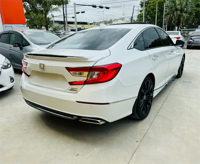 carros - HONDA ACCORD TOURING 2018 4