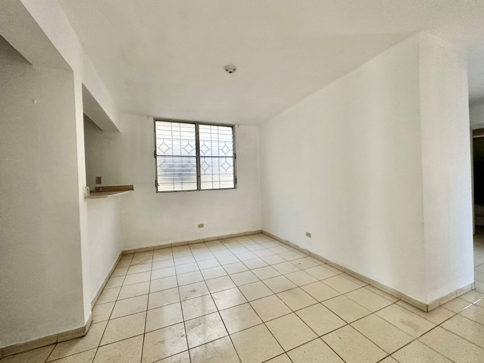 apartamentos - Apartamento en Venta en Las Praderas 3H, 2B, 1P, 3re Piso 2