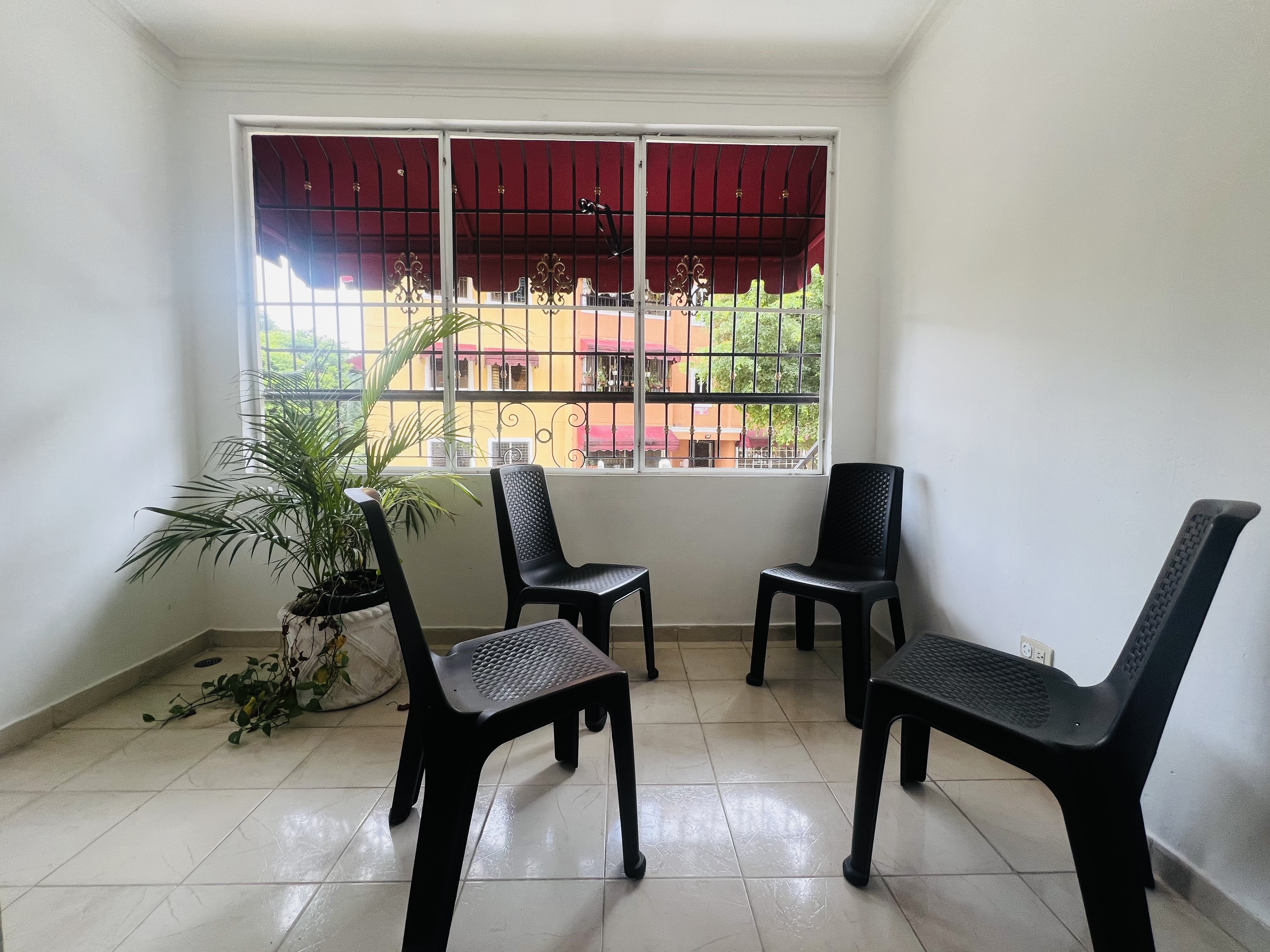 apartamentos - APARTAMENTO EN VENTA EN LA JACOBO MAJLUTA RES. ciudad bonita próx al bravo  5