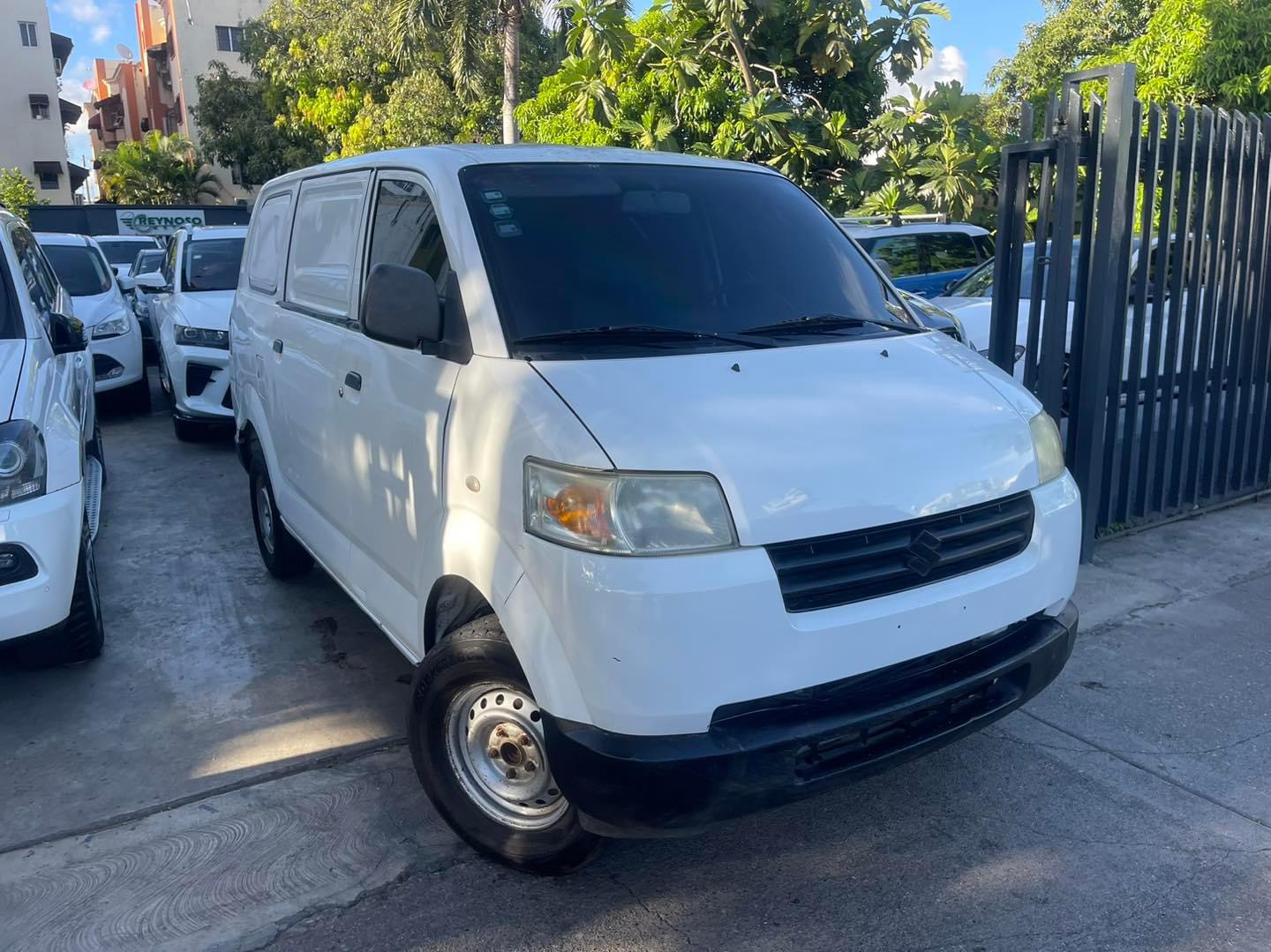 jeepetas y camionetas - SUZUKI APV 2018  3